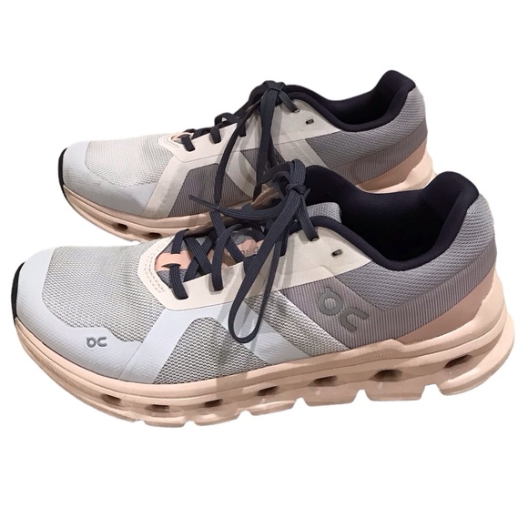 On Cloud Women’s Running /Walking Sneaker Shoes - Picture 2 of 9